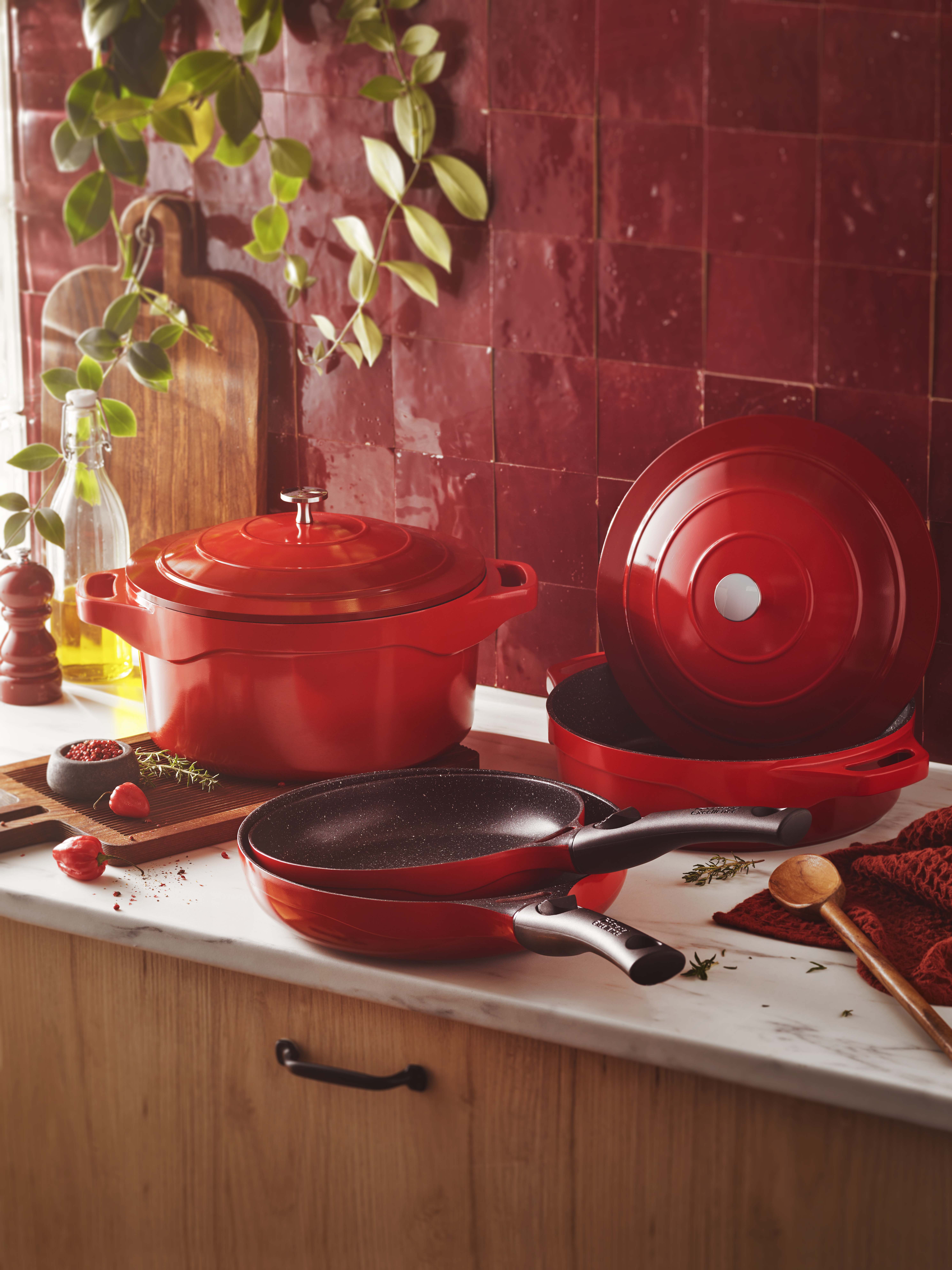 Batterie de cuisine de la gamme Magma en fonte d'aluminium