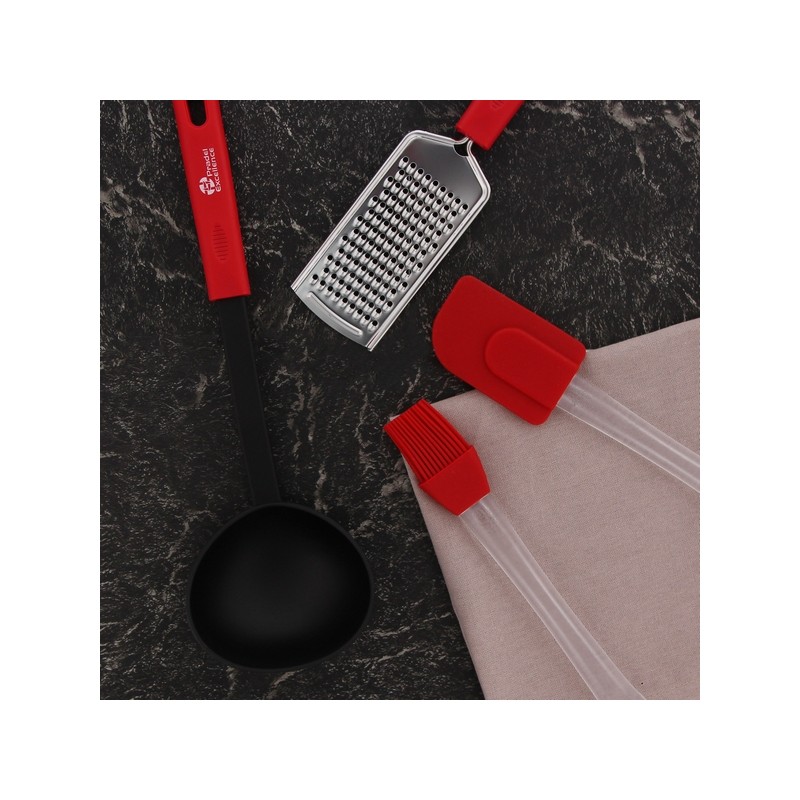SET DE 10 USTENSILES MANCHES ROUGE SET DE 10 USTENSILES MANCHES ROUGE